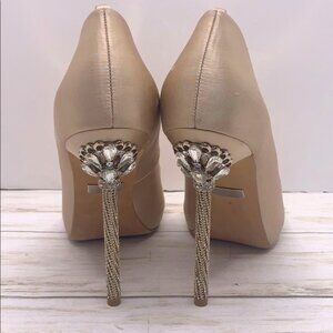 Badgley Mischka Diego Nude Satin Pump